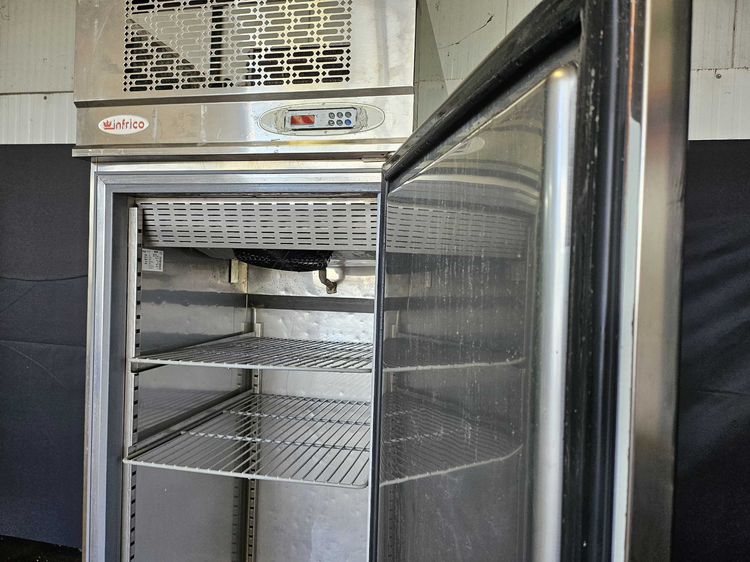 Congelador vertical em inox