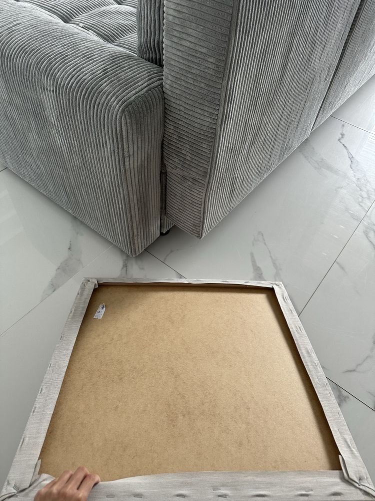 Tablica na notatki ze szpilkami Ikea