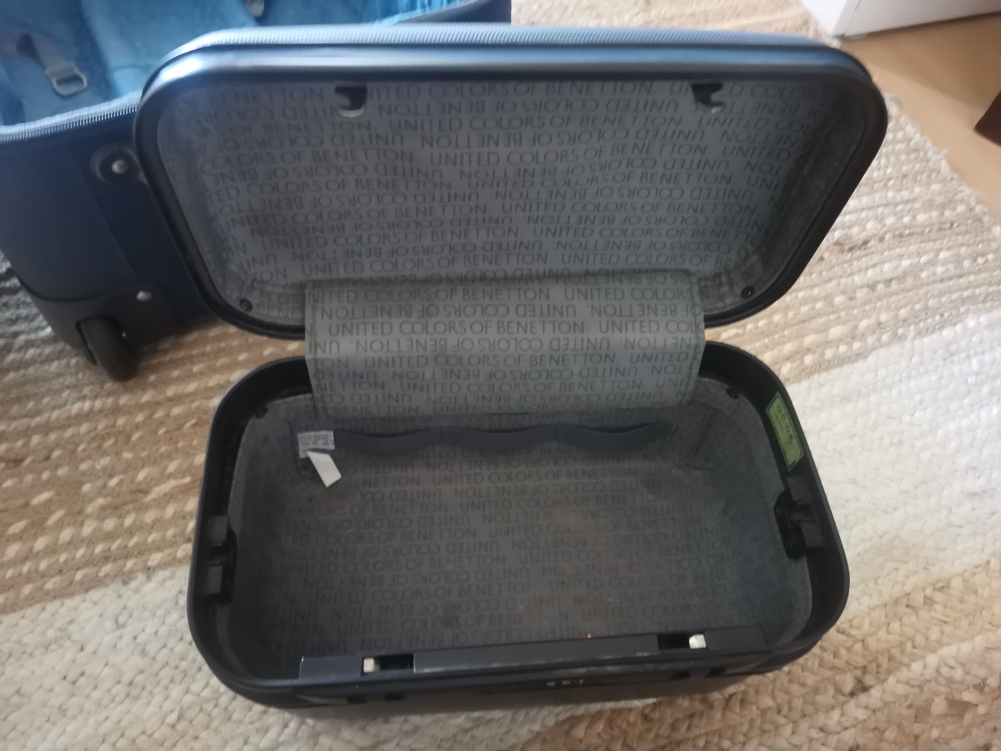 Mala Necessaire Benetton, como Nova, 20€, Alverca