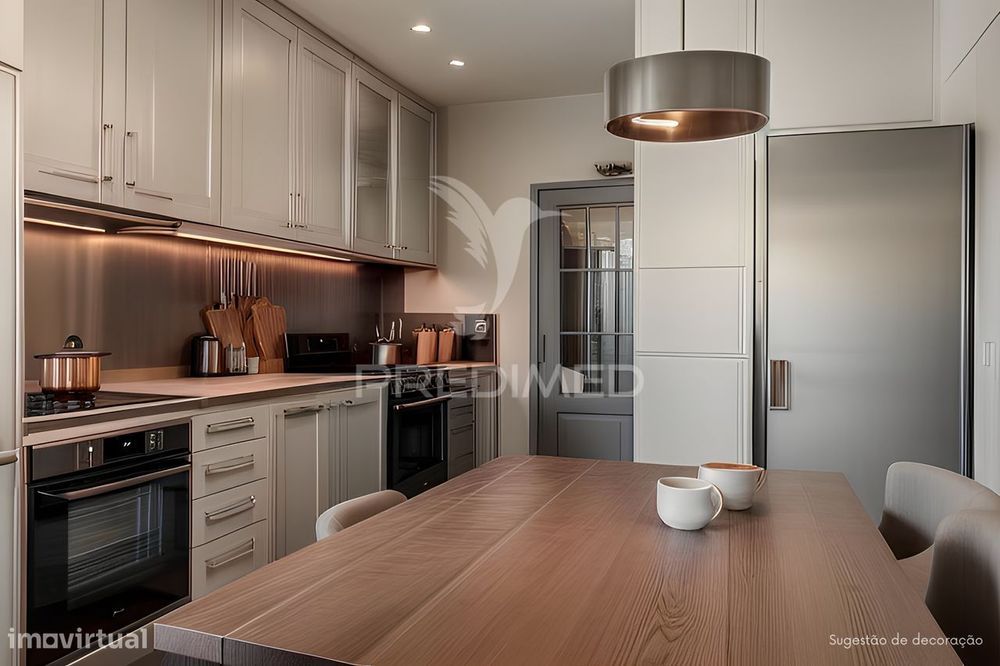 Apartamento T3, com estacionamento, lareira e terraço em Ancede (Ba...