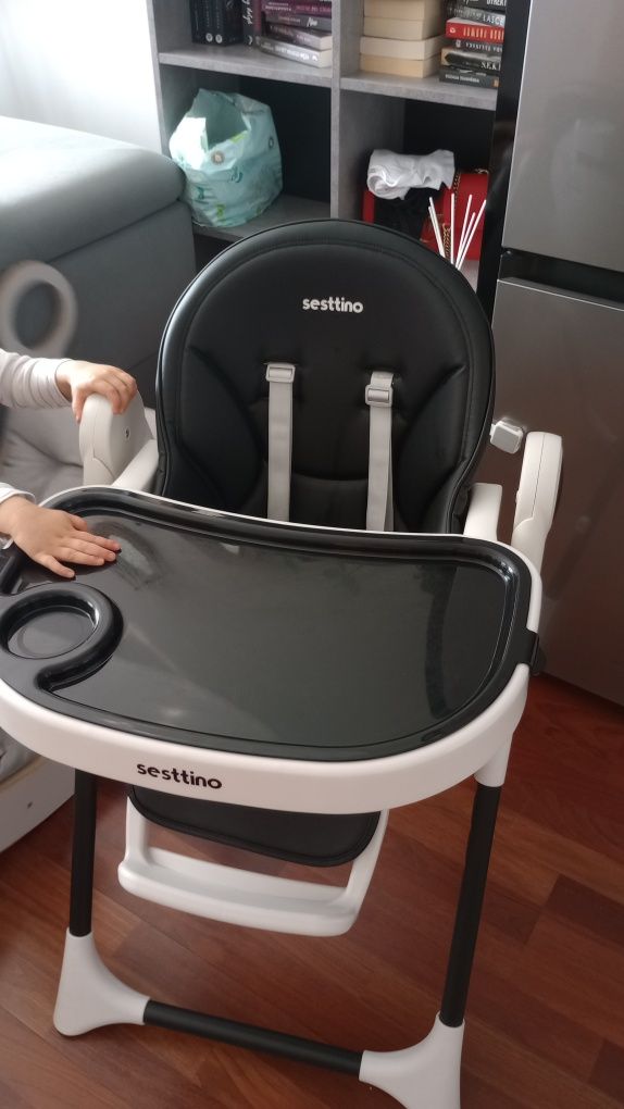 Krzesełko do karmienia Sesttino