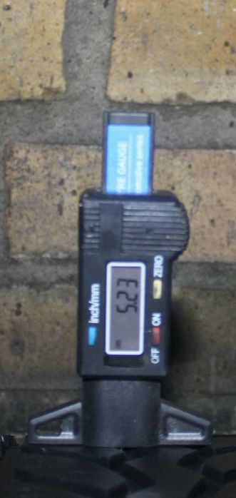 Зимові шини, зимова резина 205/55/R16 Bridgestone Blizzak LM 32