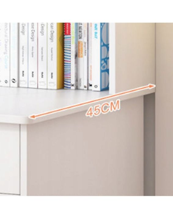 Białe biurko dla dziecka