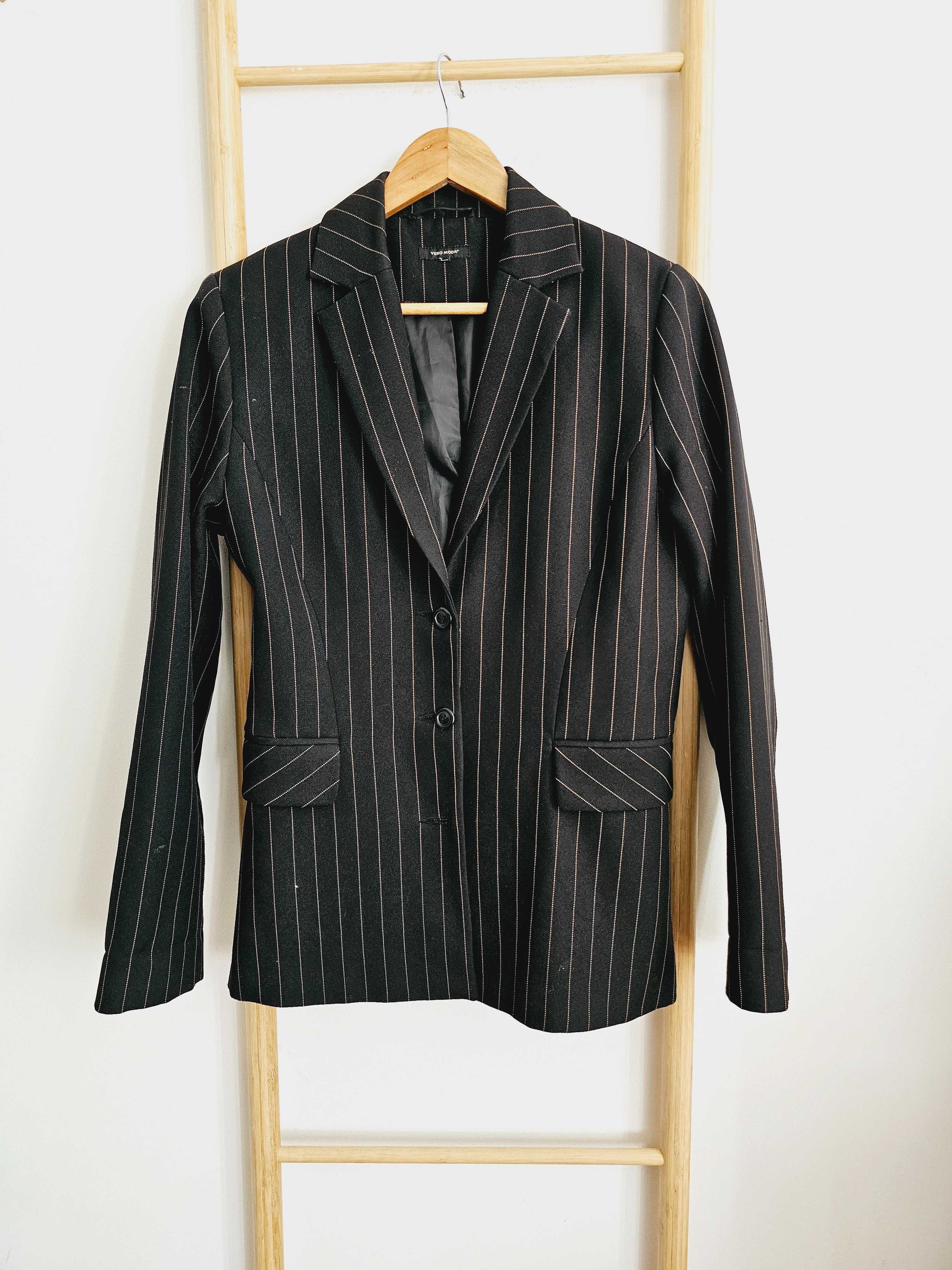 Czarna marynarka damska w paski  Vero Moda r.  38
