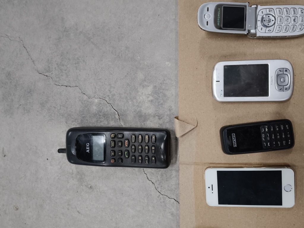 Lote de Telemóveis Vintage para Peças