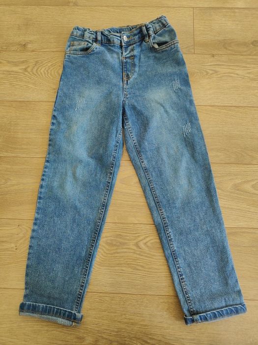 Jeansy, rozm 134 z elastycznego materiału