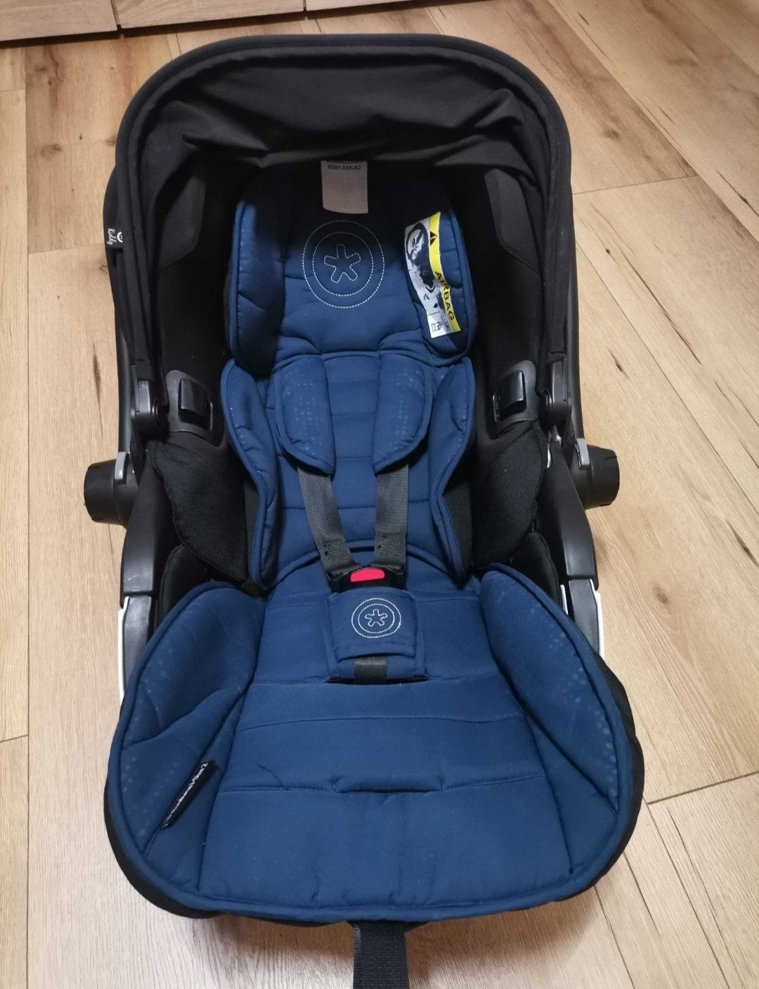 Fotelik Kiddy Evoluna i-size 2 0-13 + baza ISOFIX