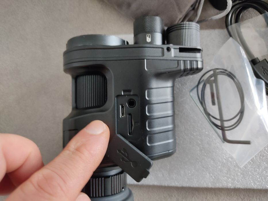 Visão noturna NOVA com bateria e cartão de memória