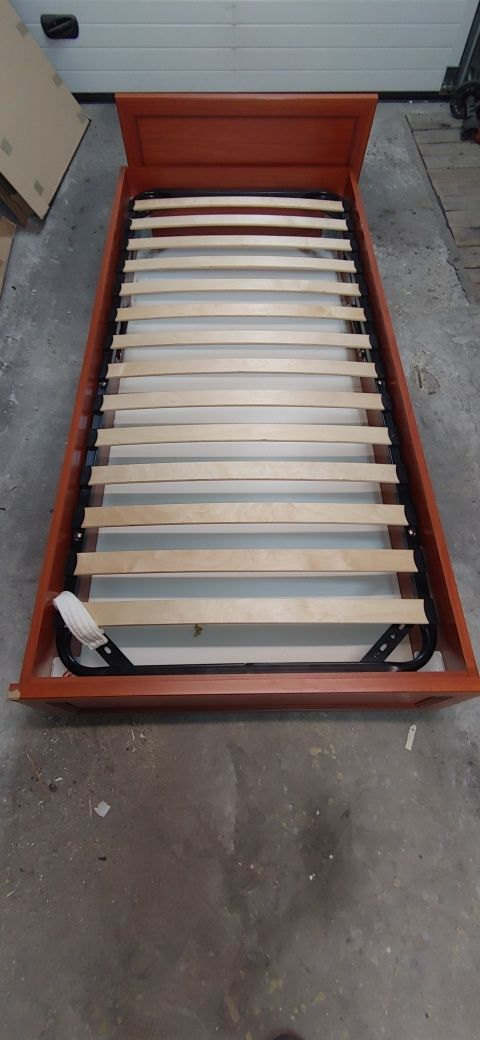 Łóżko 90x200 z pojemnikiem