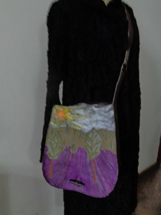 Artystyczna torebka skórzana z lawendowym polem.  Handmade