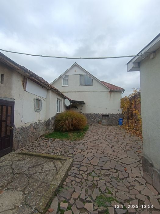 В Продажу Будинок біля Мукачева