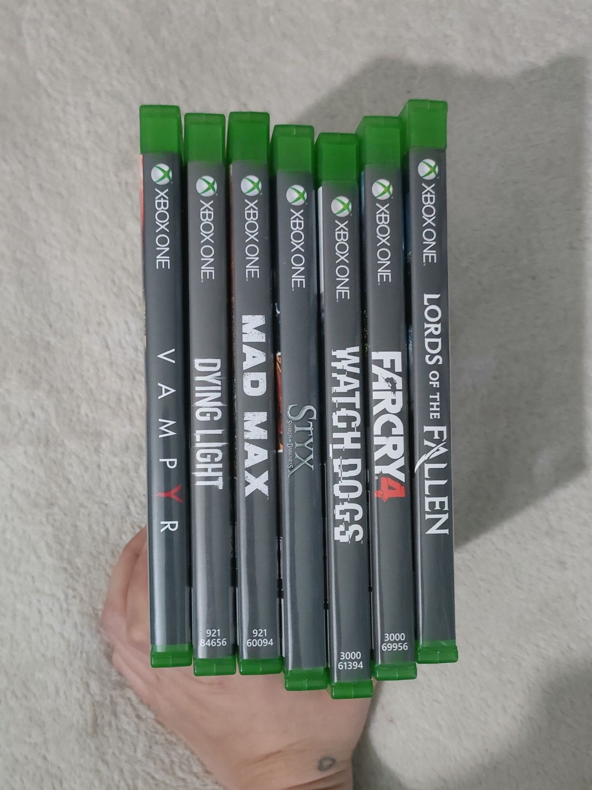 Konsola xbox one + kinect i 7 gier + wiedźmin + pad
