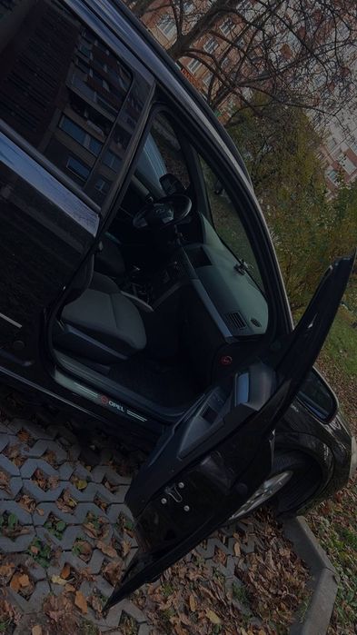 Продаю автомобіль в хорошому стані