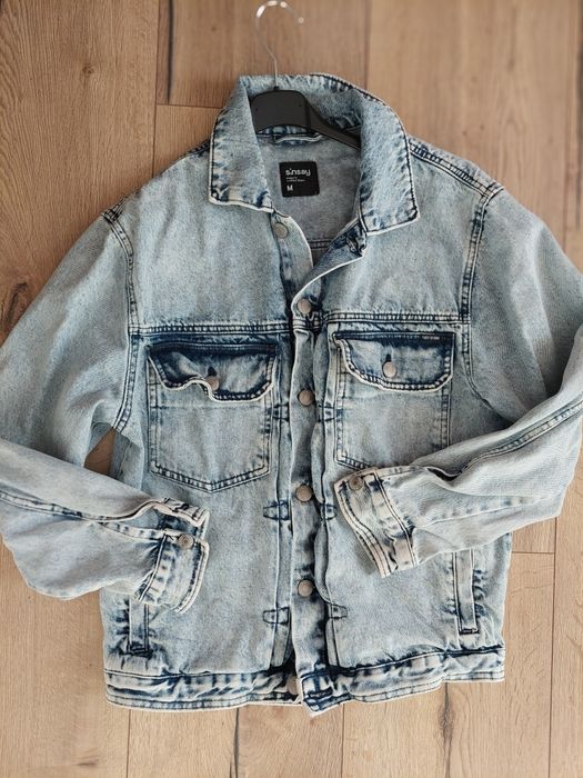 Jasnoniebieska kurtka jeansowa męska Sinsay M