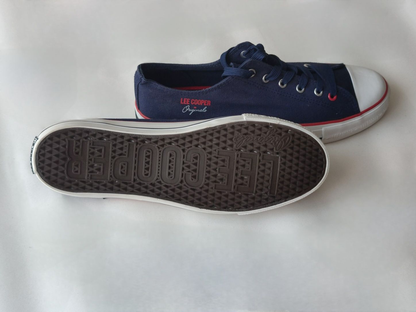 Оригінальні кеди Lee Cooper