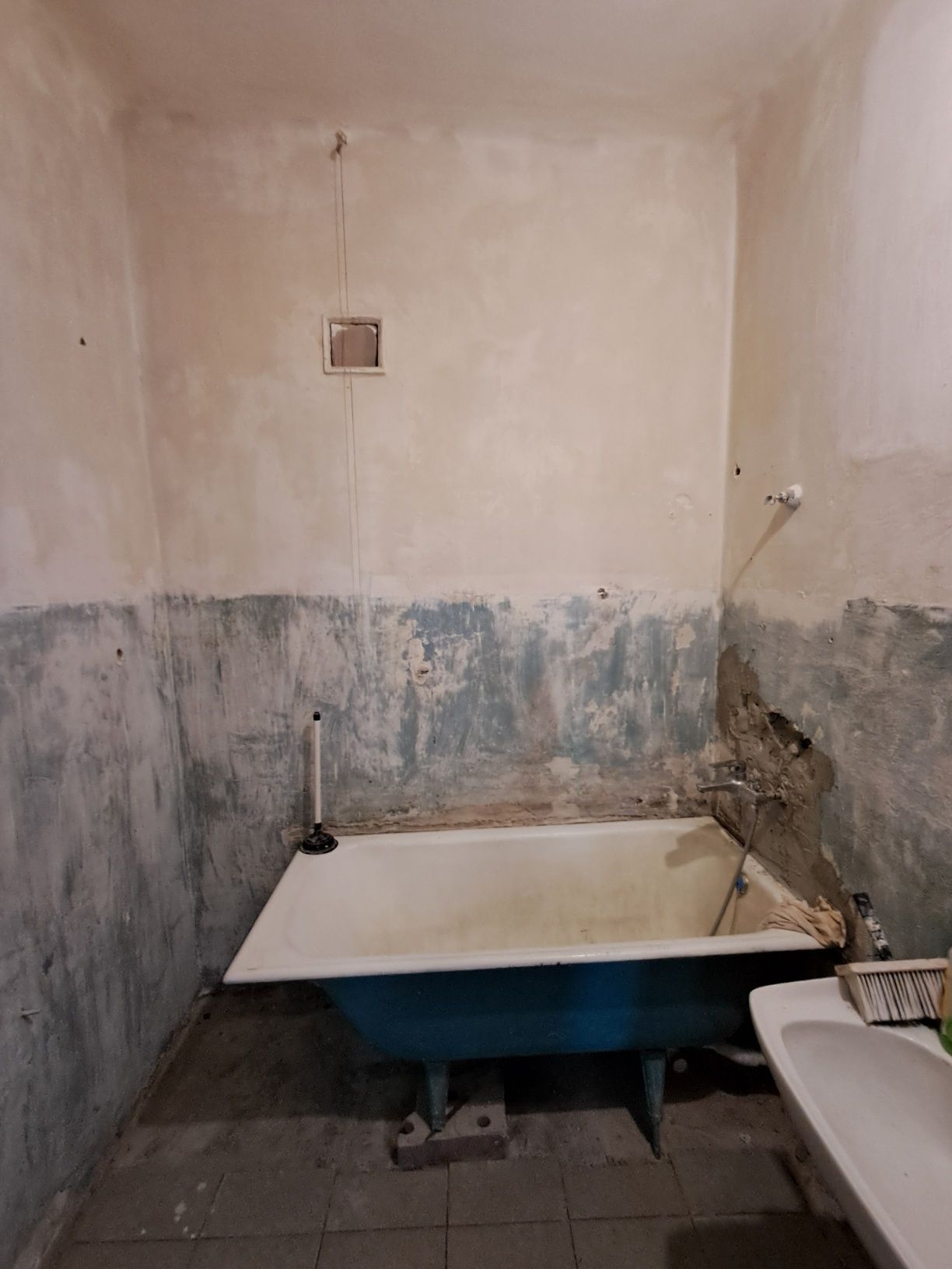 Продаж 3к кв,сталінка вул.Сімферопільська 3/2,Нова Дарниця.ЖД вокзал