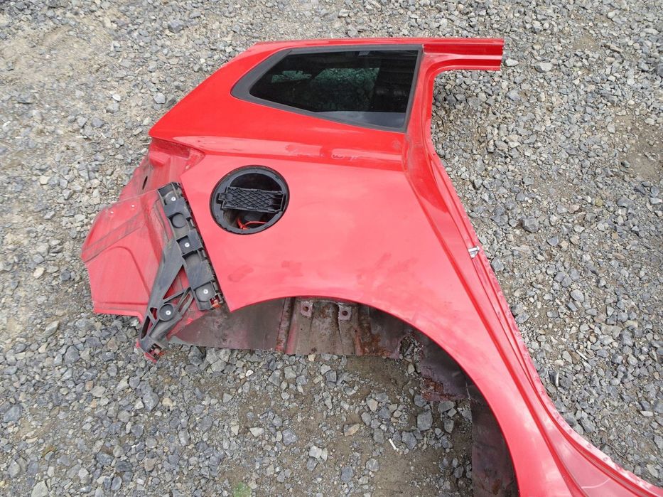 błotnik prawy tył opel zafira c 50b