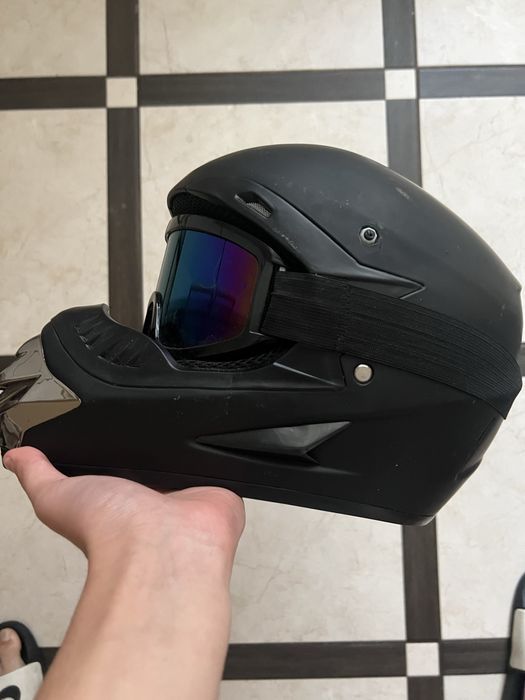 Мотошолом для мотоциклу