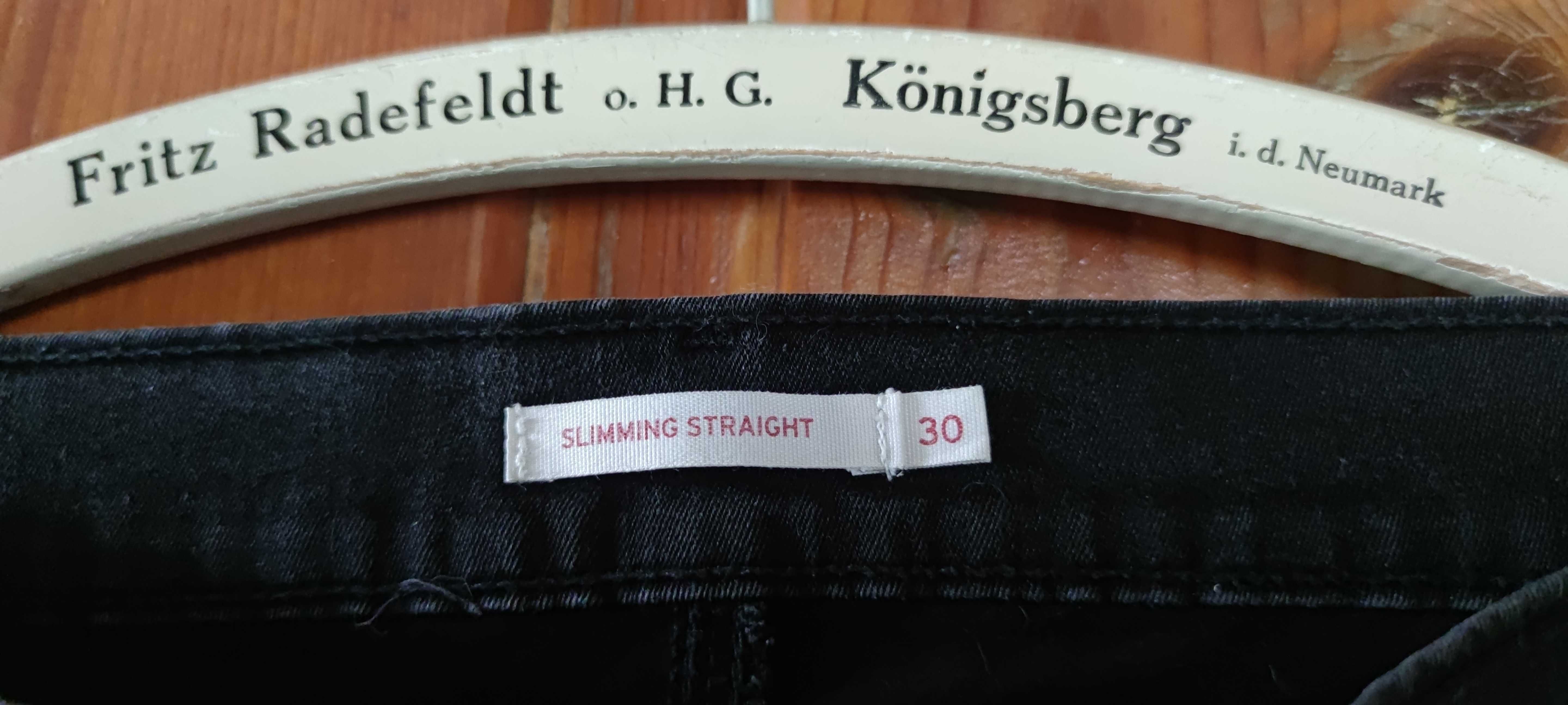 Jeansy damskie Levis, W30 L32, czarne.