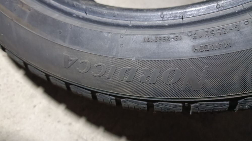 matador nordicca 215/50 r17 рік приблизно кінець 21