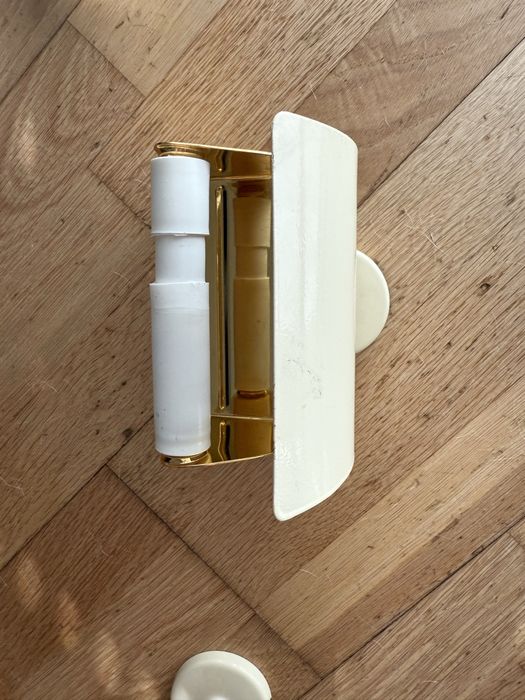 Toalheiros e acessórios de casa de banho novos