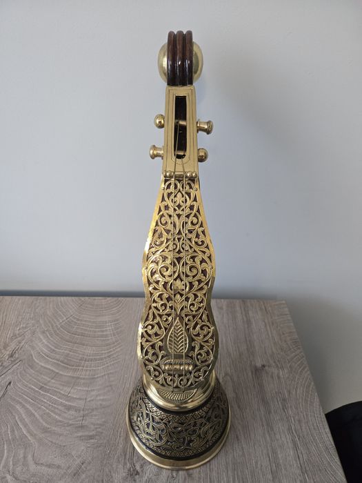 Sprzedam instrument strunowy rabab