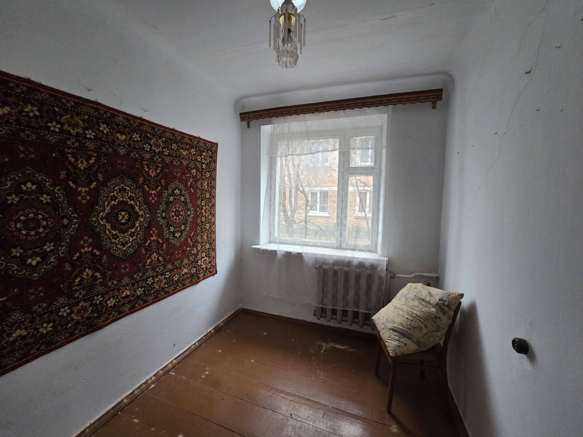 4к.кв. смт Черняхів з автономним опаленням (213055775)