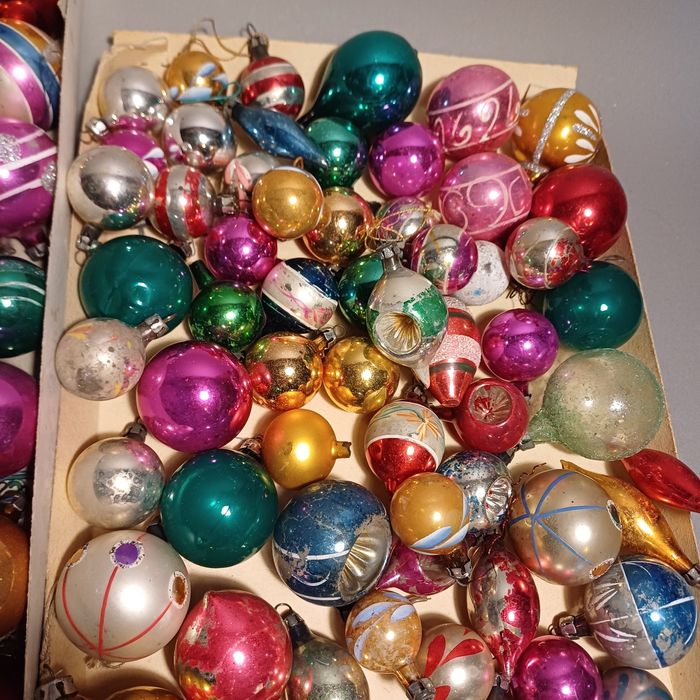 Mix bombek małych 125szt szklane prl