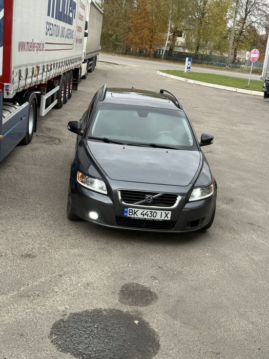 Продам Вольво v50