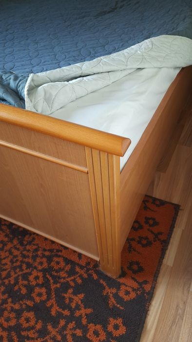 Кровать б/у 160×205