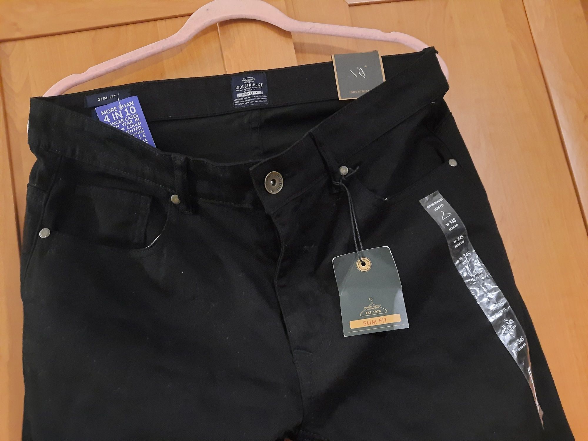 Spodnie czarne męskie M/L nowe z metką