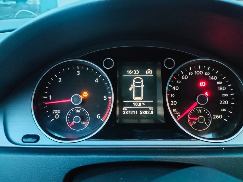 Volkswagen Passat  B7 2011 Kombi 1.6 TDI , szyberdach