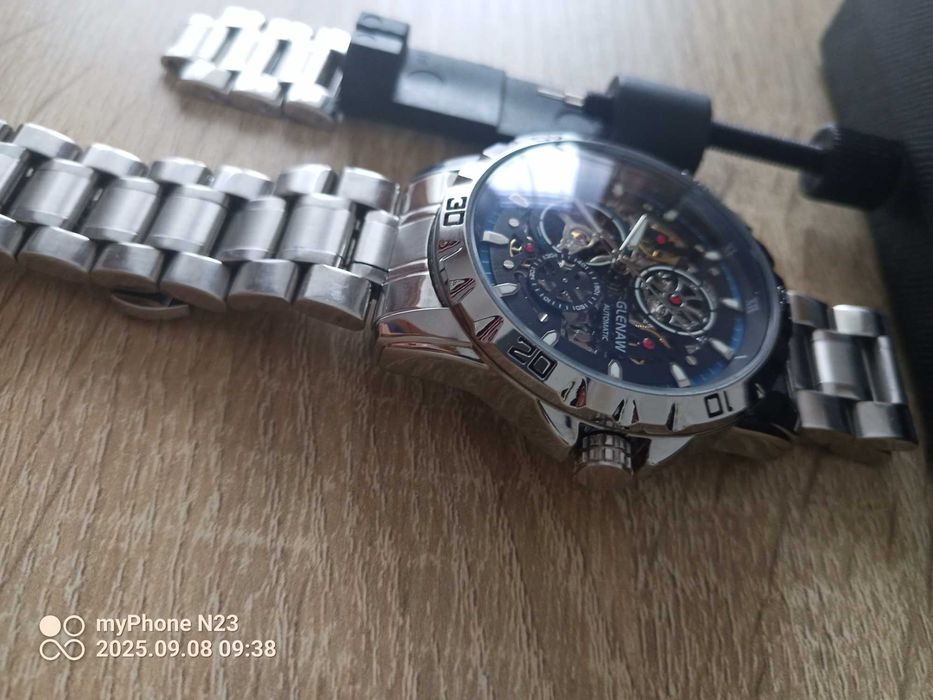 Zegarek szkieletowy automat