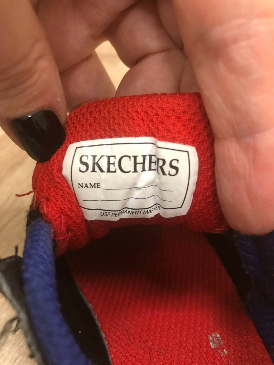 Skechers р.21-22 кросівки кроси кроссовки.
Стан ідеальний.
Розмір 21-2