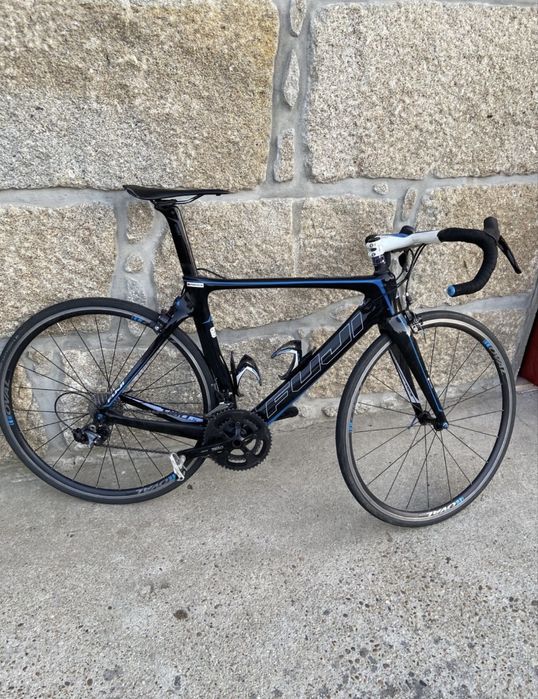 Bicicleta estrada fuji