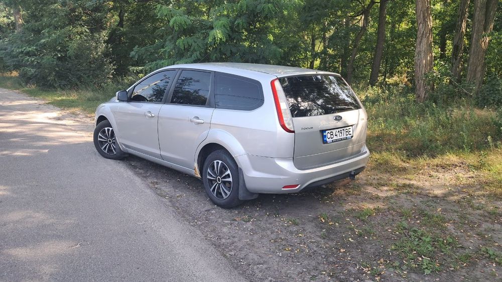 Форд фокус 2 .2008р в.Газ бензин