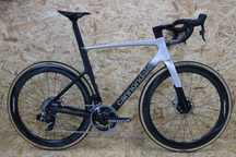 Bicicleta topo de gama Cannondale SuperSix Gen4 EVO Hi-Mod - Sram Red