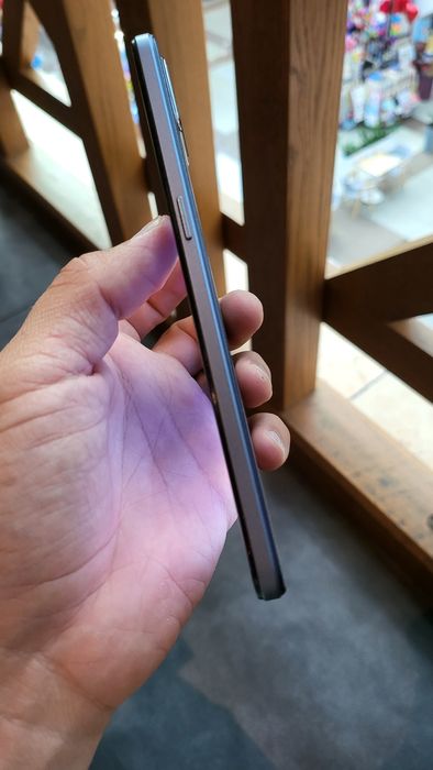 надтонкий Oppo A73 4/64 Blue