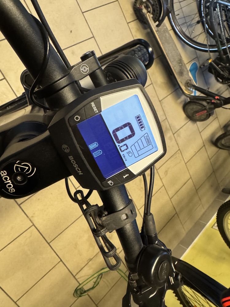 Rower Elektryczny na kołach 29 cali. Carbon Bosch Cx Gwarancja