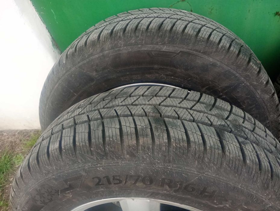 Opony 215/70 16 z felgami Hyundai ix35