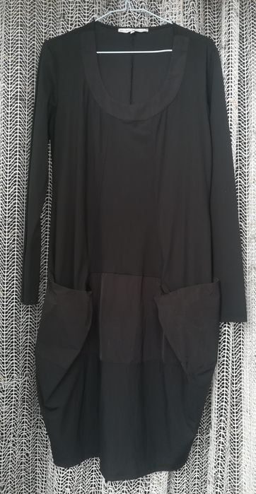 Чёрное стильное  платье