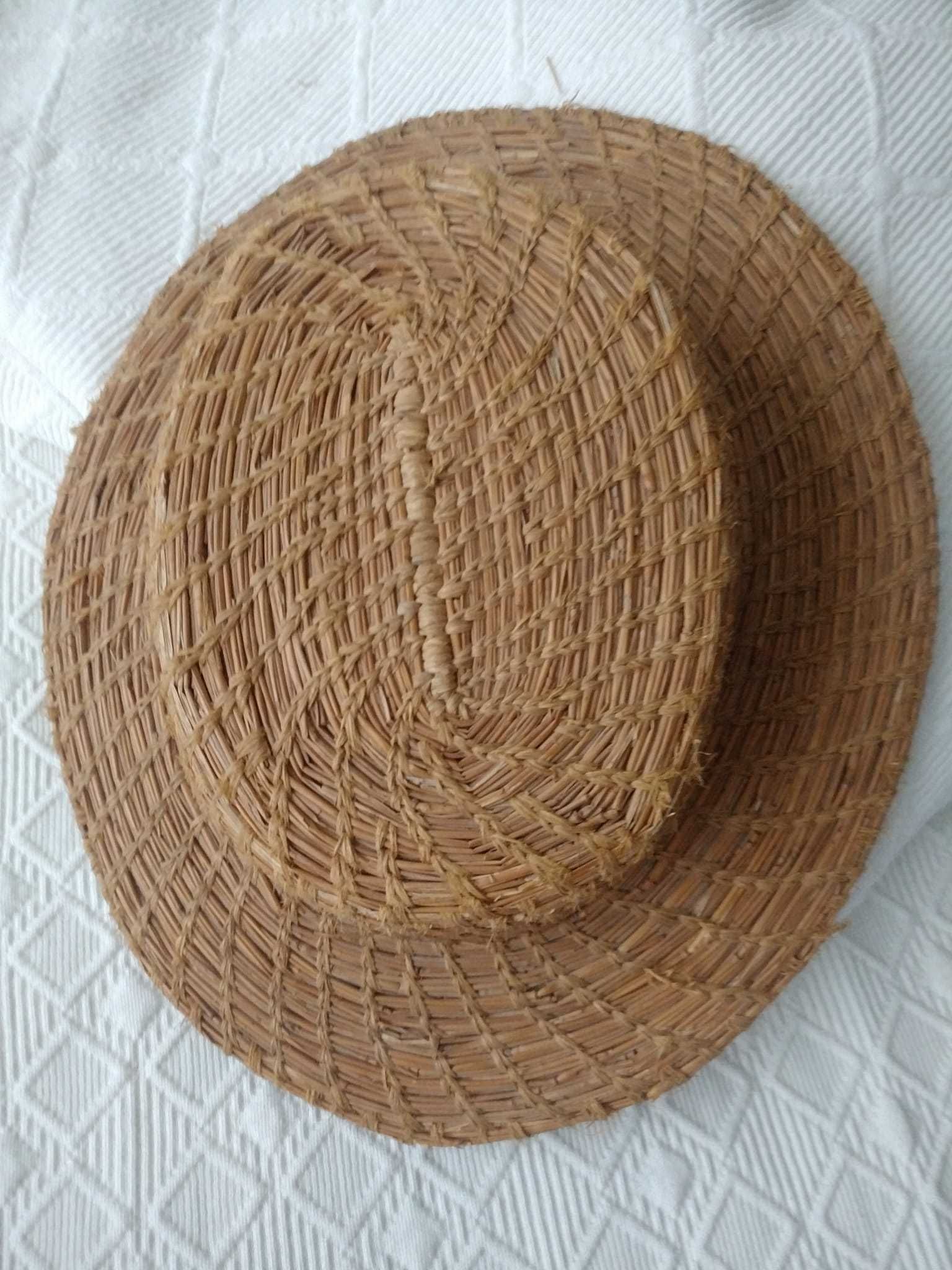 Chapeu de palha único artesanato (anos 70)