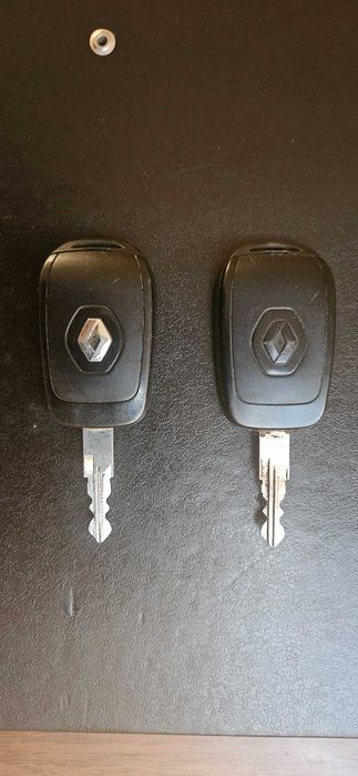 Ключі автомобіля Renault DUSTER офіціал