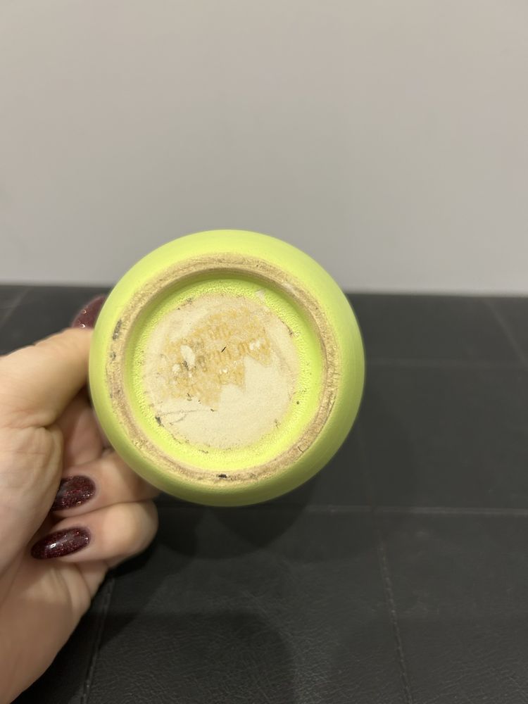 Mała ceramiczna osłonka na doniczkę nr.2093