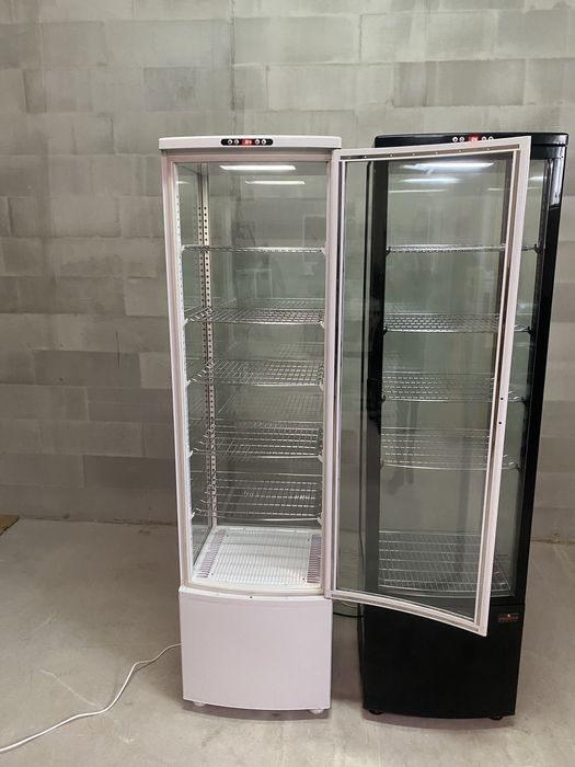 Холодильна Вітрина Кондитерська-Десертна На 280 Літрів!!!