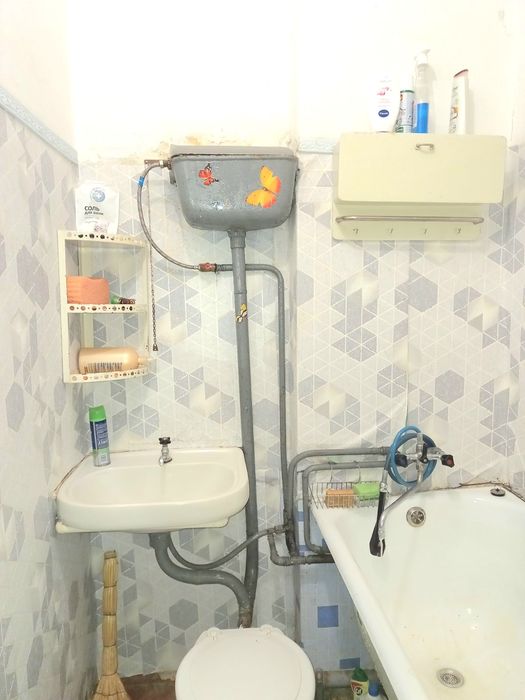 Продам 2к кв сталінку нагірна