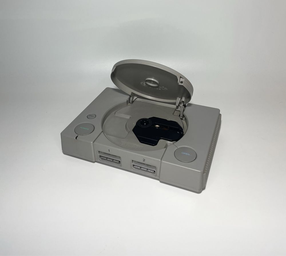 PlayStation 1 NTSC-J z oryginalnym padem – retro, sprawna