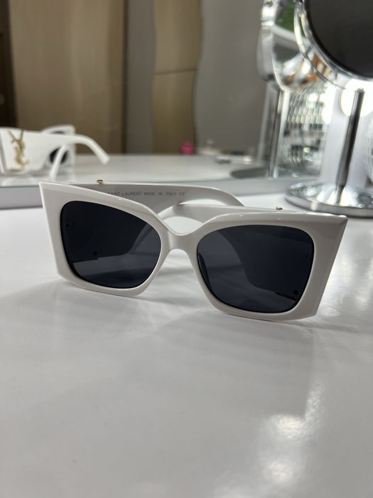 Białe okulary przeciwsłoneczne YSL nowe