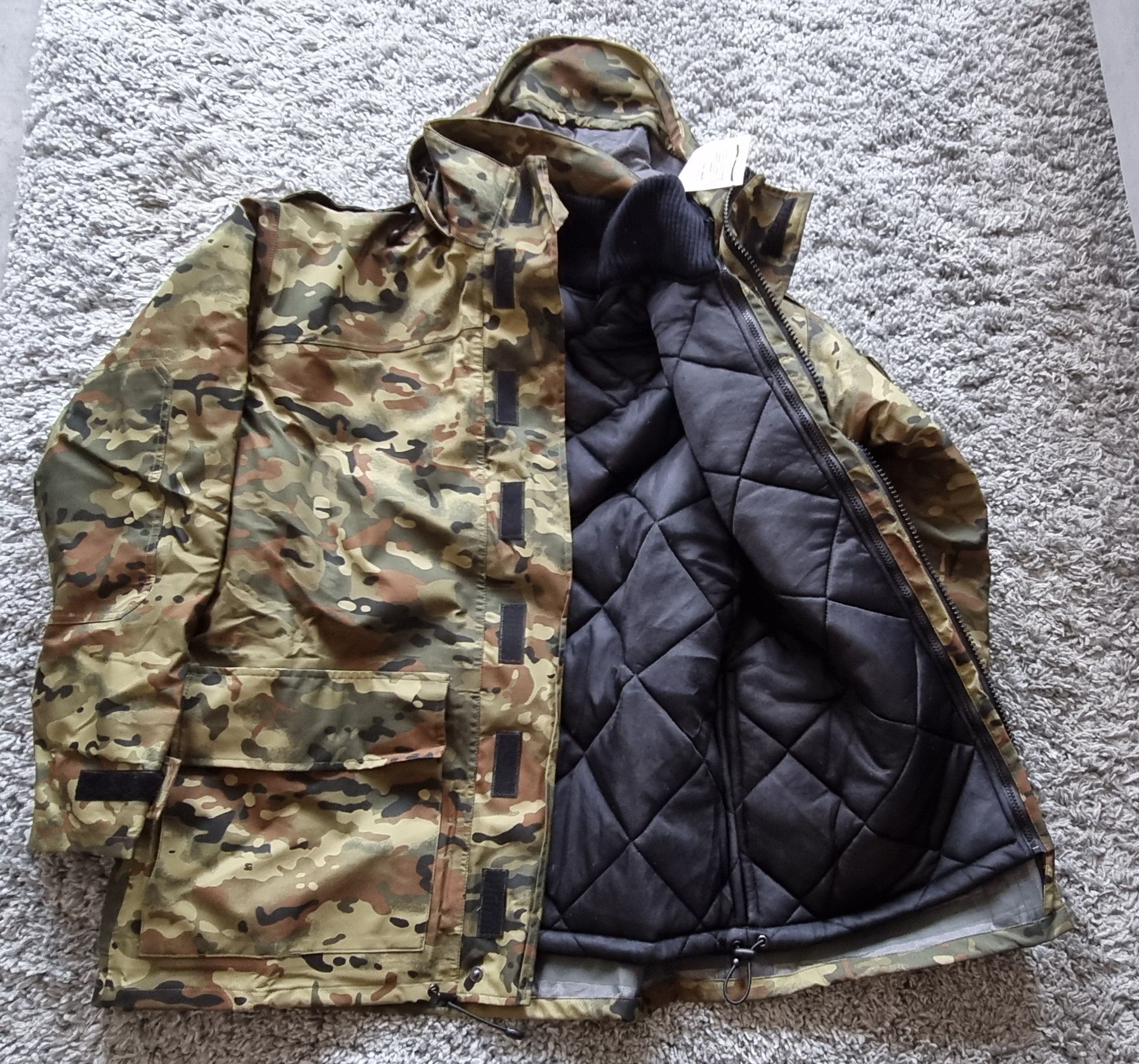 Oryginalne ubranie na złą pogodę Gore-Tex – Straż Graniczna