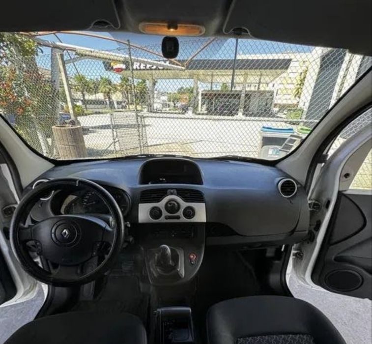 Kangoo Max 2012 com 2 lugares